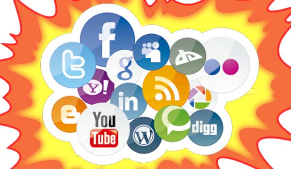 ayuwage redes sociales